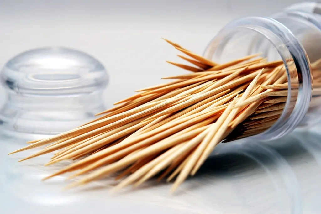 Palito de Dente Causa Retração G